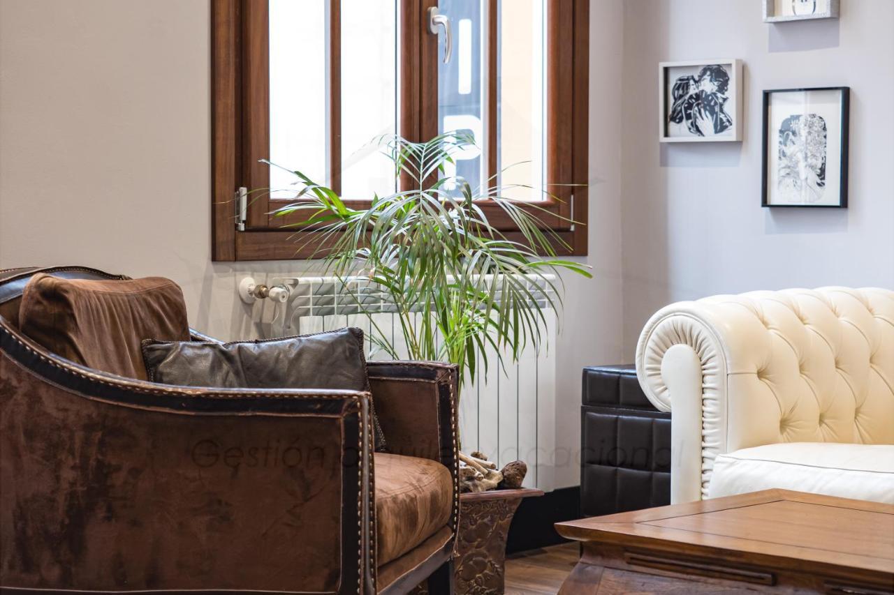 Chambre Noir Apartamento Овиедо Екстериор снимка
