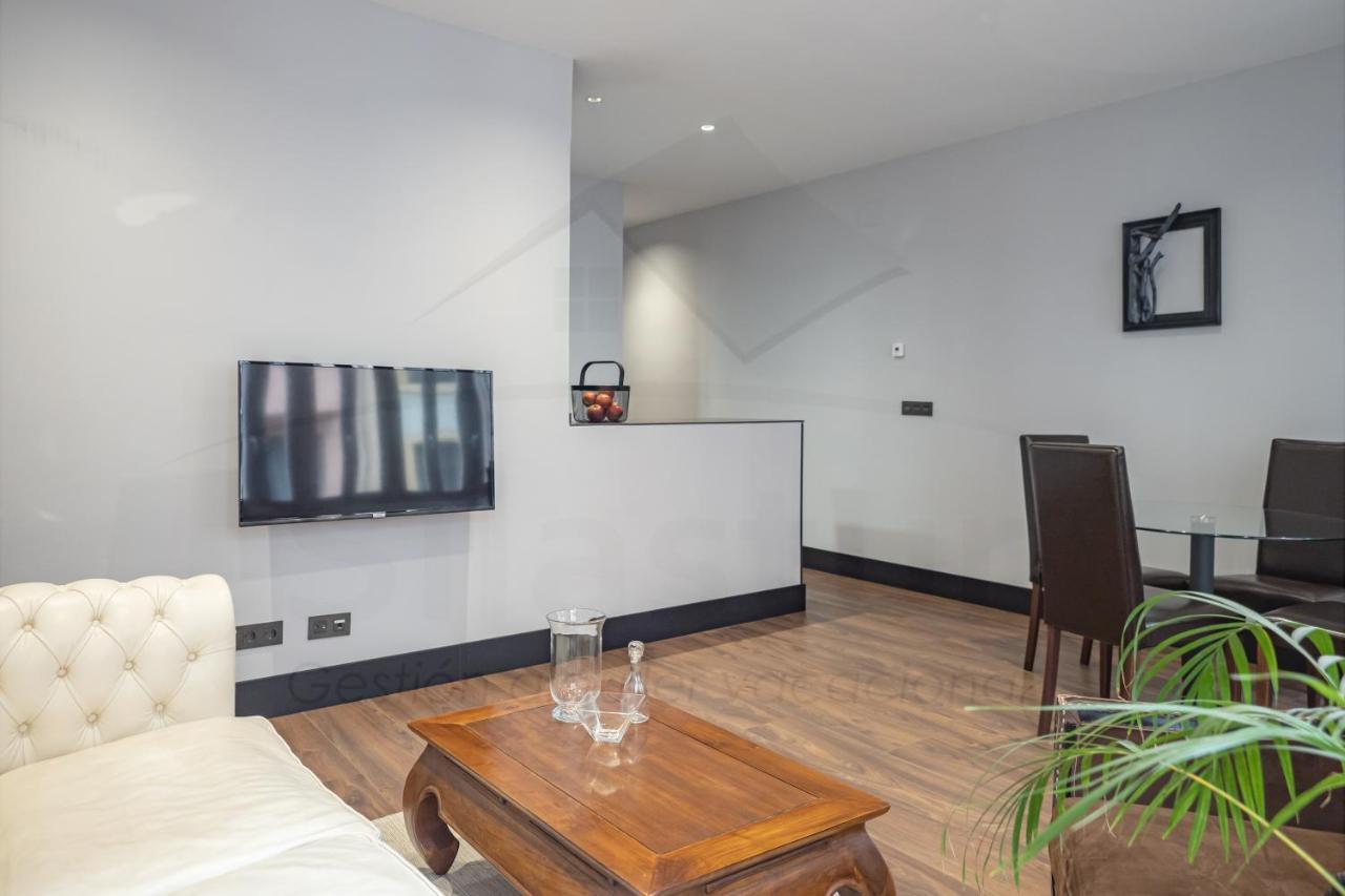 Chambre Noir Apartamento Овиедо Екстериор снимка