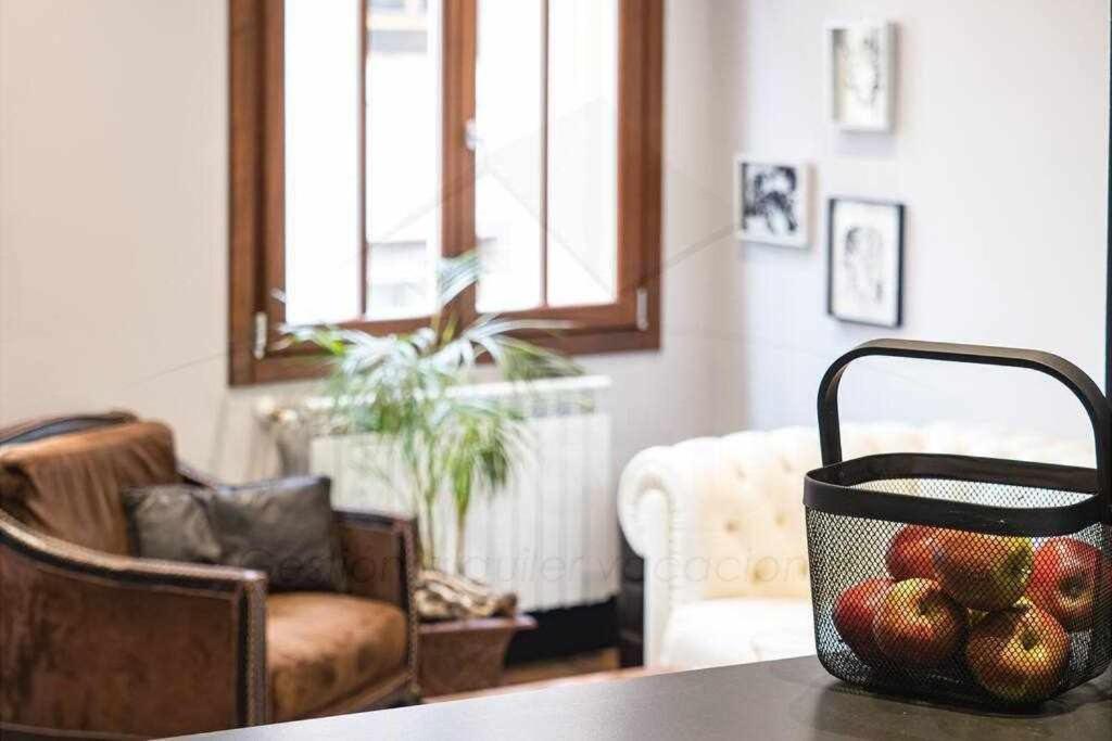 Chambre Noir Apartamento Овиедо Екстериор снимка